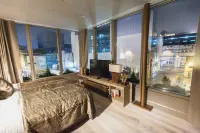 Clarendon Suites