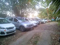 Fare Arana Mooréa Guesthouse - parking