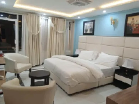 99度假村 訥提亞格利酒店