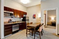 Homewood Suites by Hilton Houston - Kingwood Parc-Airport Area - parking