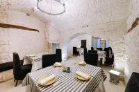 Santa Rosa Relais فنادق في Noci