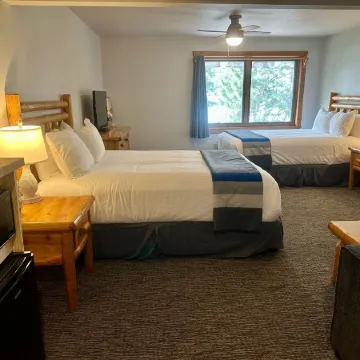 Manhattan Beach Lodge