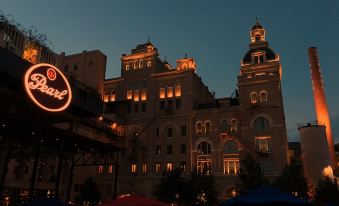 Hays St Cozy Remodeled 2Br/2BA House Sleeps 8