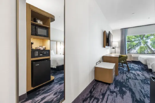 Fairfield Inn & Suites San Francisco Airport Oyster Point Area