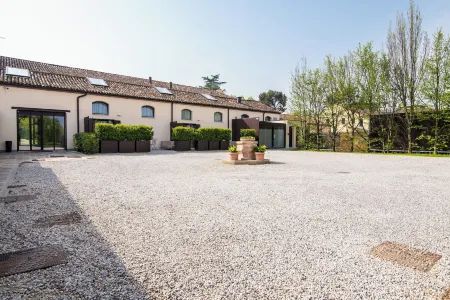 Hotel Ristorante Magia del Brenta Отели в г. Arzergrande