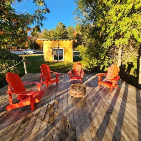 Stoco Lake Lodge