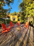 Stoco Lake Lodge