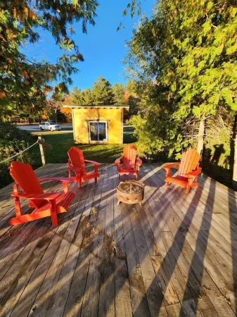 Stoco Lake Lodge Отели в г. Сентр Хэйстингс