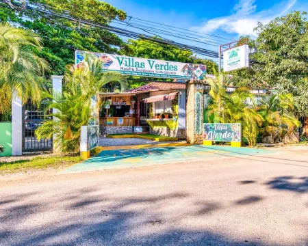 Villas Verdes Hotels in Samara