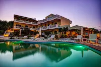Blue Horizon Studios - Pools