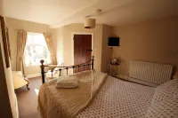 Fitzwarine House Whittington Hotels in Llanymynech