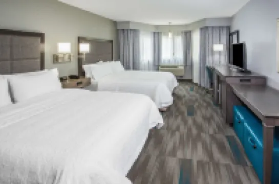 แฮมป์ตันอินน์ มอนเทอเรย์