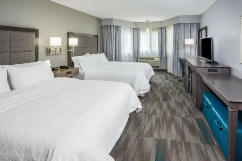 Hampton Inn Monterey - 2-Star