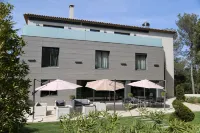 도멘 랑팔 퓌보 호텔