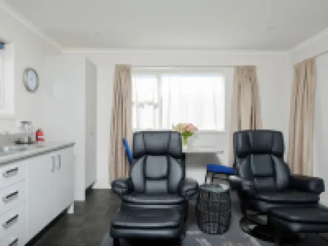 Esplanade Motels Hotels in Gore