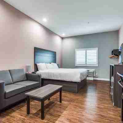 Scottish Inns & Suites Houston, TX Rooms
