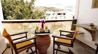 Tinos Heritage Plateia Hotel a Kardhiani