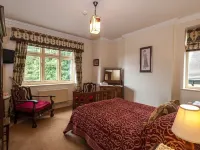 Ardwyn House Hotels in Maescar