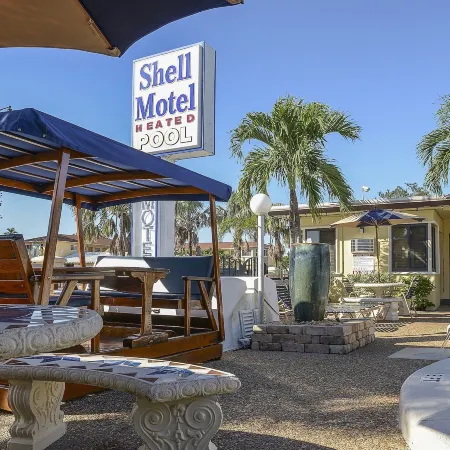 Shell Motel Hollywood