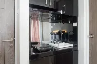 Best View Studio Apartment at Taman Melati Hoteles en Mulyorejo