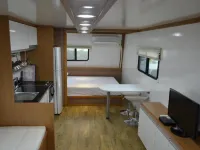 Seogwipo Pyoseoncaravan Hotel dekat Pantai Pyoseon