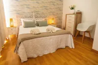 Central Guest House Hotels in Понта-Делгада