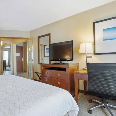 Sandman Hotel & Suites London Downtown Hotels in London