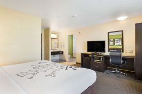 Sleep Inn & Suites