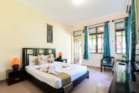 四海海灘度假村-原邦邊美奈