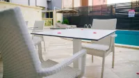 Merina Hotel - piscina