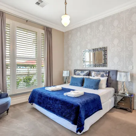Grandview Accommodation - the Elm Tree Apartments