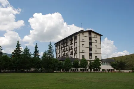 5Miglia Hotel & Spa Отели рядом с достопримечательностью «Parco Divertimenti Coppo dell'Orso»