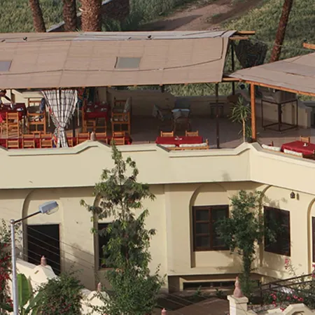 El Nakhil Hotel