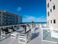The Avalon Club Hotels in Clearwater Beach