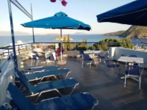 Heliotopos Apartments Hotels in Tolo