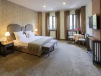 Apricot Hotel Yerevan โรงแรมใกล้Saint Sarkis Cathedral