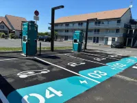 Kyriad Villeneuve Saint-Georges - parking