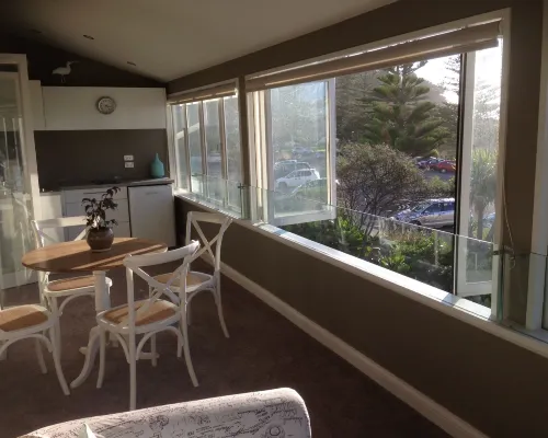 Cave Rock Guest House Hotels near Sumner