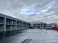 Southern Inn - Parking