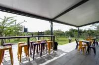 SleepOver Orpen Gate Hotels in Ehlanzeni