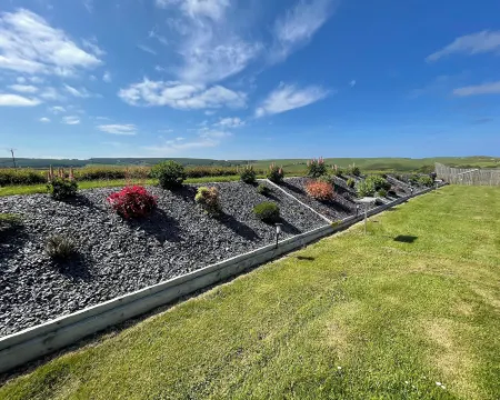 Acdc Glamping, Campervan , Caravan and Tent Resort Hotels in Fraserburgh
