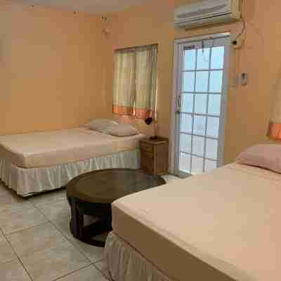 Bagos Eco Retreat & Cafe Rooms
