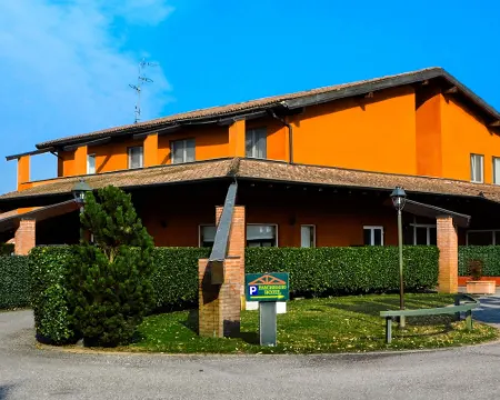 Hotel Don Carlo Hotels in Broni