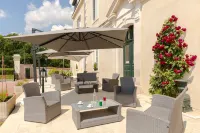 Hôtel le Haut des Lys Отели в г. Сэнк-Марс-ла-Пиль