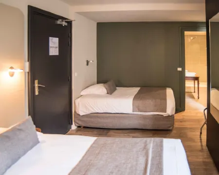 Hotel Thonon Centre le Comte Rouge Hotels in Thonon-les-Bains