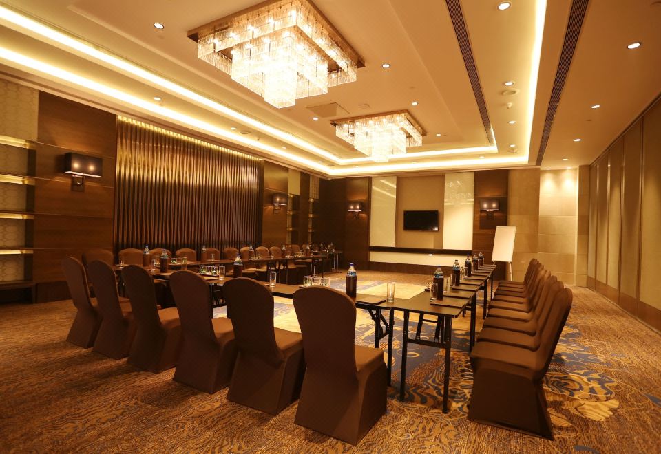 프라이드 플라자 호텔 에어로시티 뉴델리