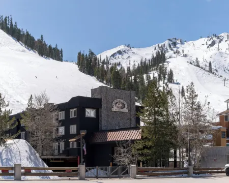 Red Wolf Lodge at Olympic Valley Hotels in Olympic Valley