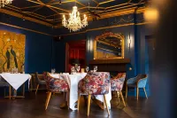 Royal Oak Hotel - breakfast