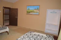 Tharu Community Lodge Hotels in Kawasoti
