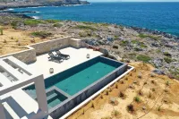 Kavos Hotel & Suites - Pools